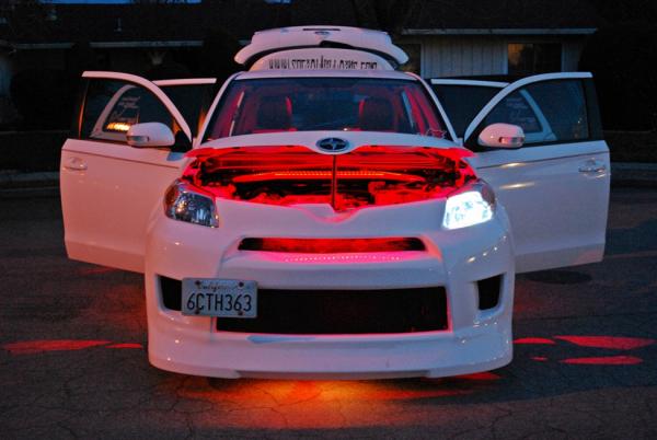 Headlight strobes were on, made the xD look like she was winking!